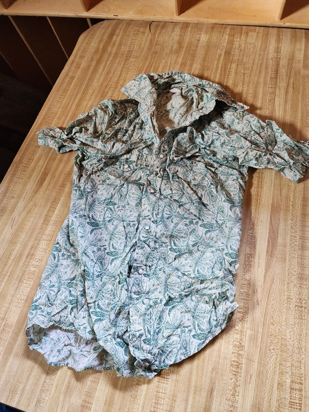 Levi’s Hawaiian Shirt Small 