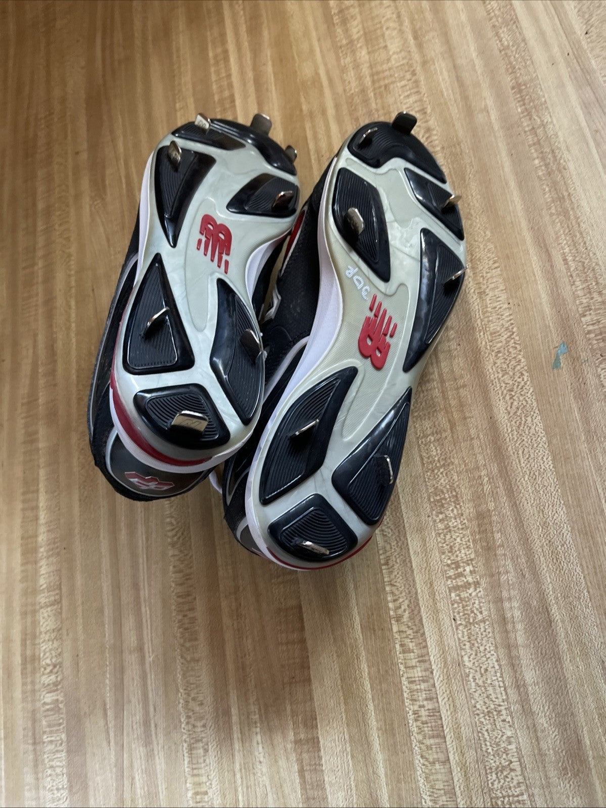 New Balance Metal Baseball Cleats 10.5