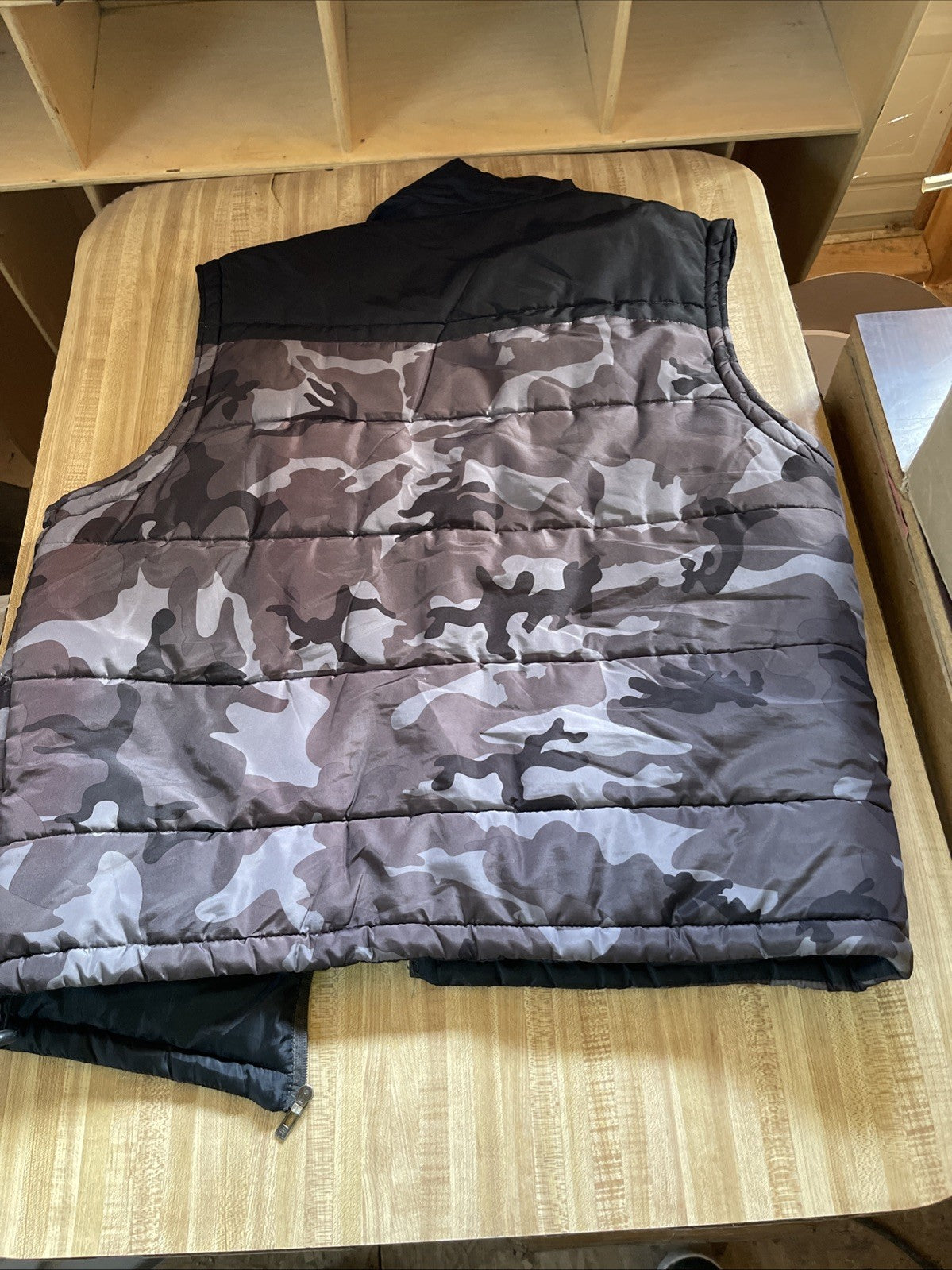 Ecko Unltd Camo Puffer Vest 3XL Hiphop Streetwear Y2K