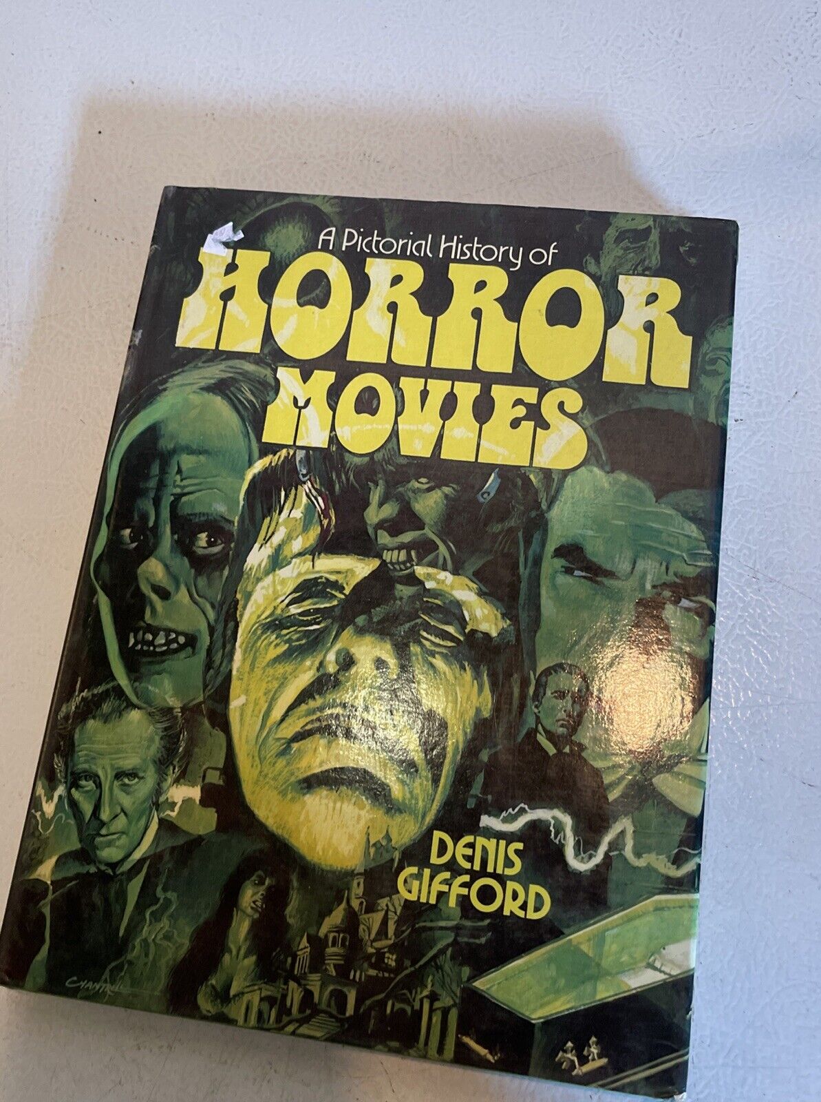 a pictorial history of horror movies Hardcover  Denis Gifford Hamlyn 