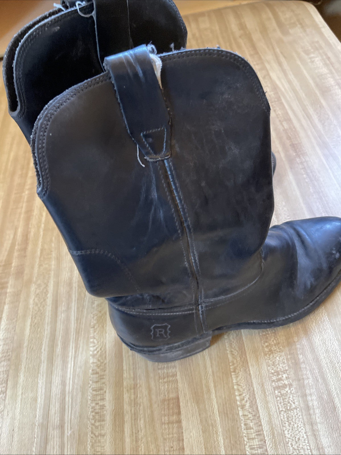 Boots Oil Resistant Size 9 D