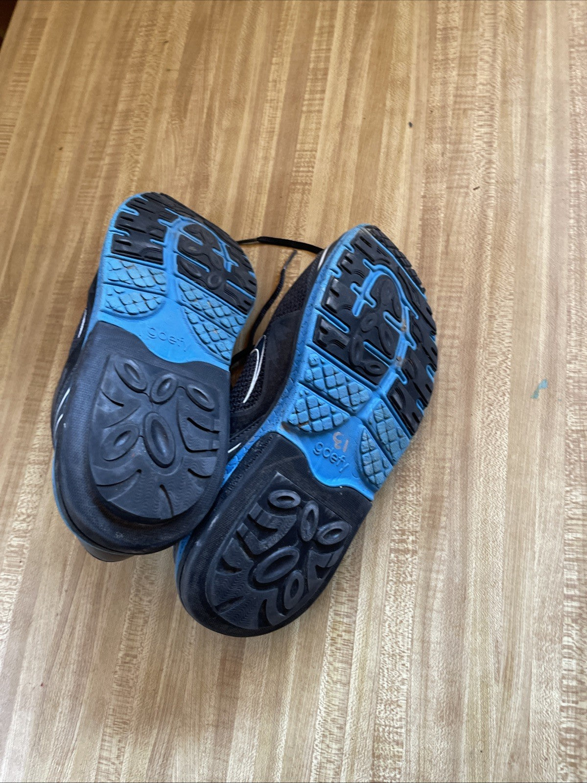 gdefy shoes mens 10