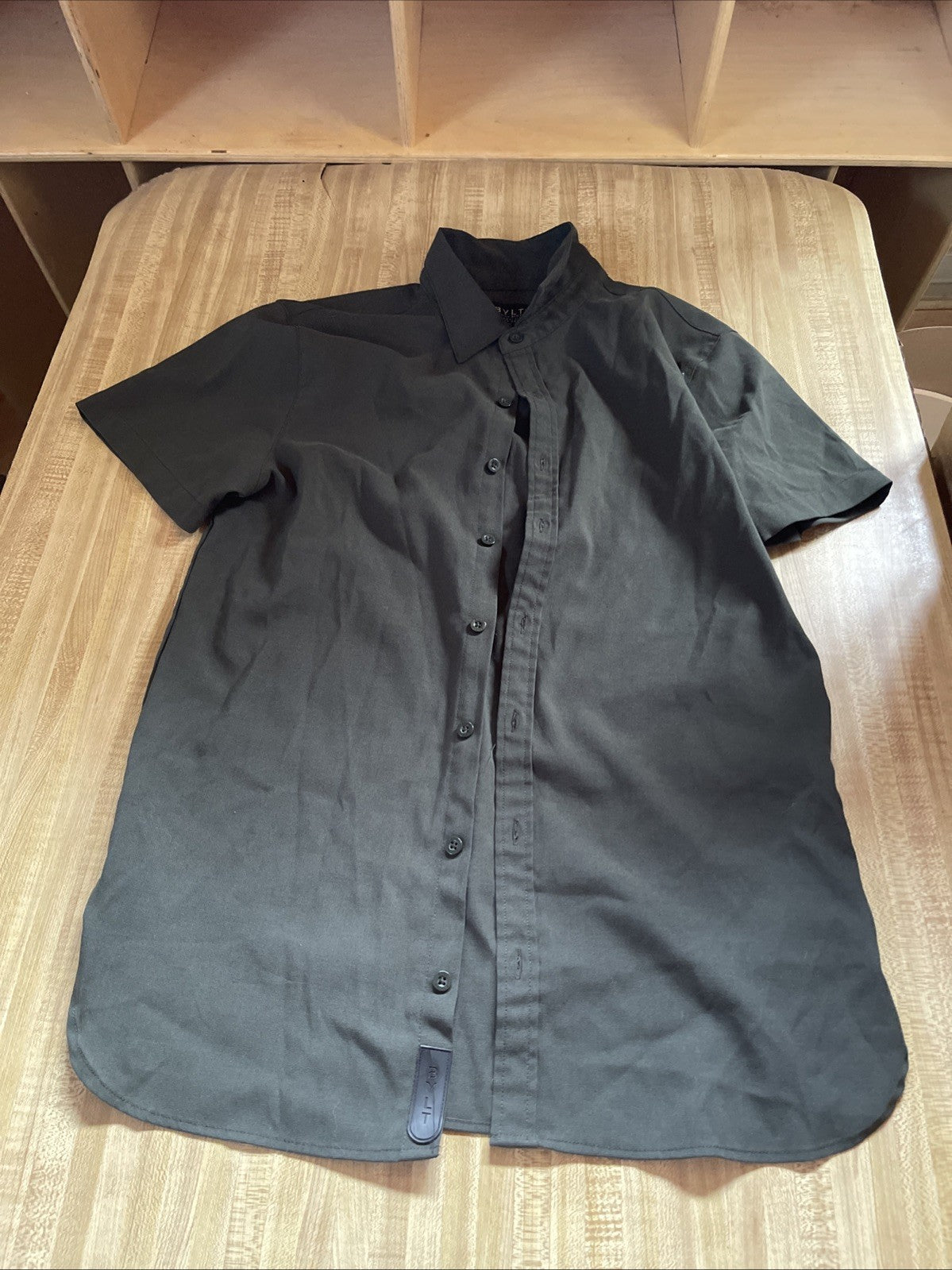 Bylt Button Up Medium 