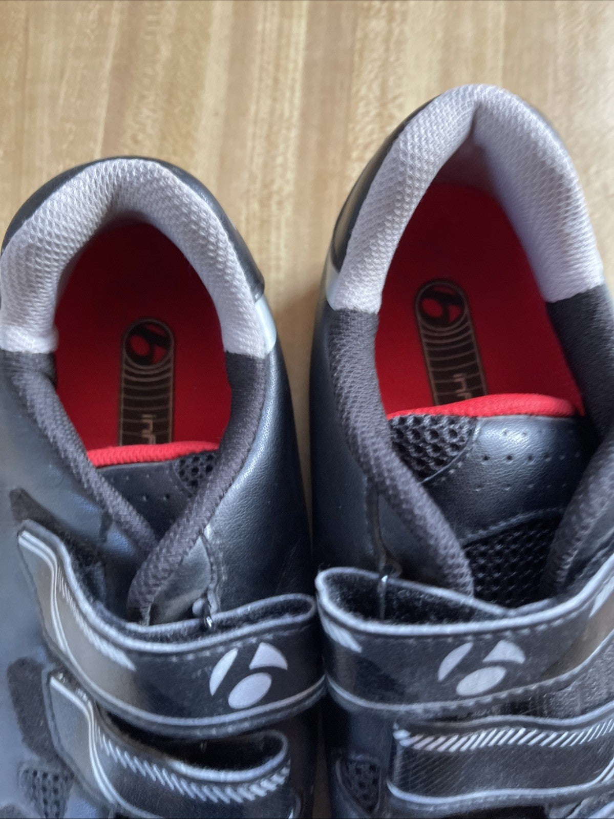 bontrager Solstice cycling shoes 9