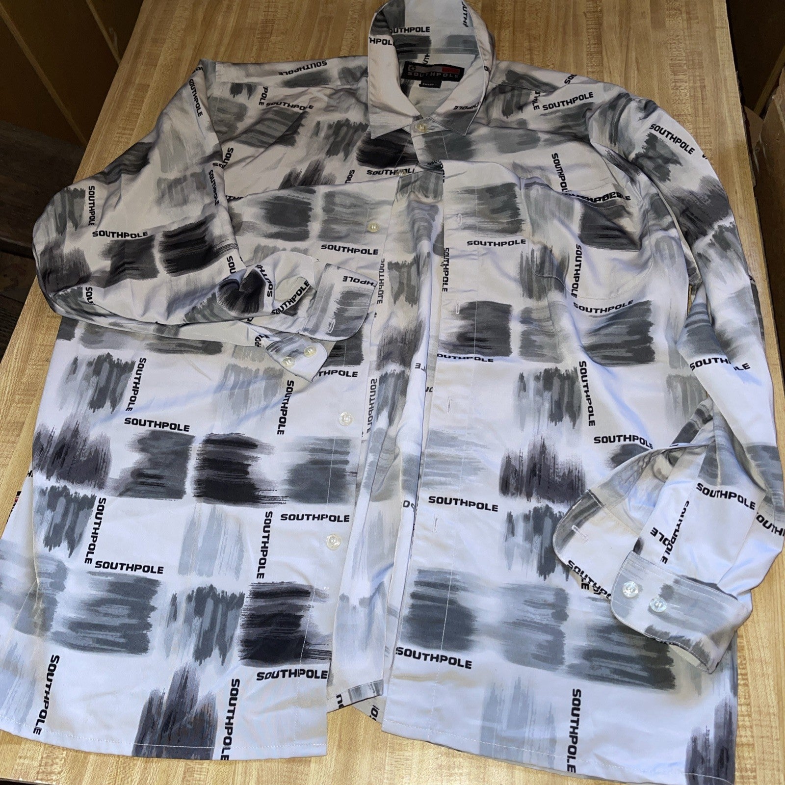 Southpole AOP Button Up Large 