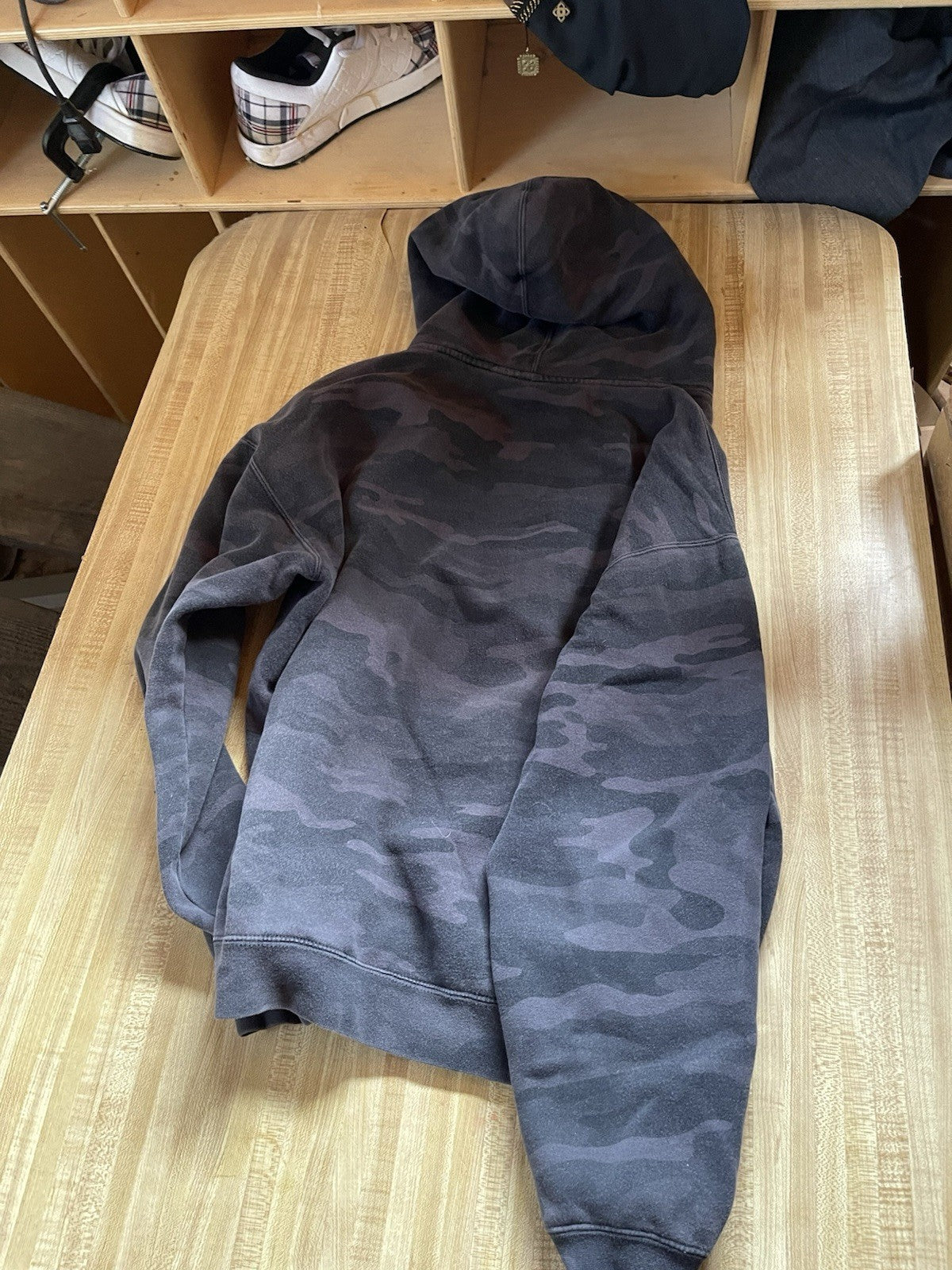Intense Brand Camo Hoodie Large 