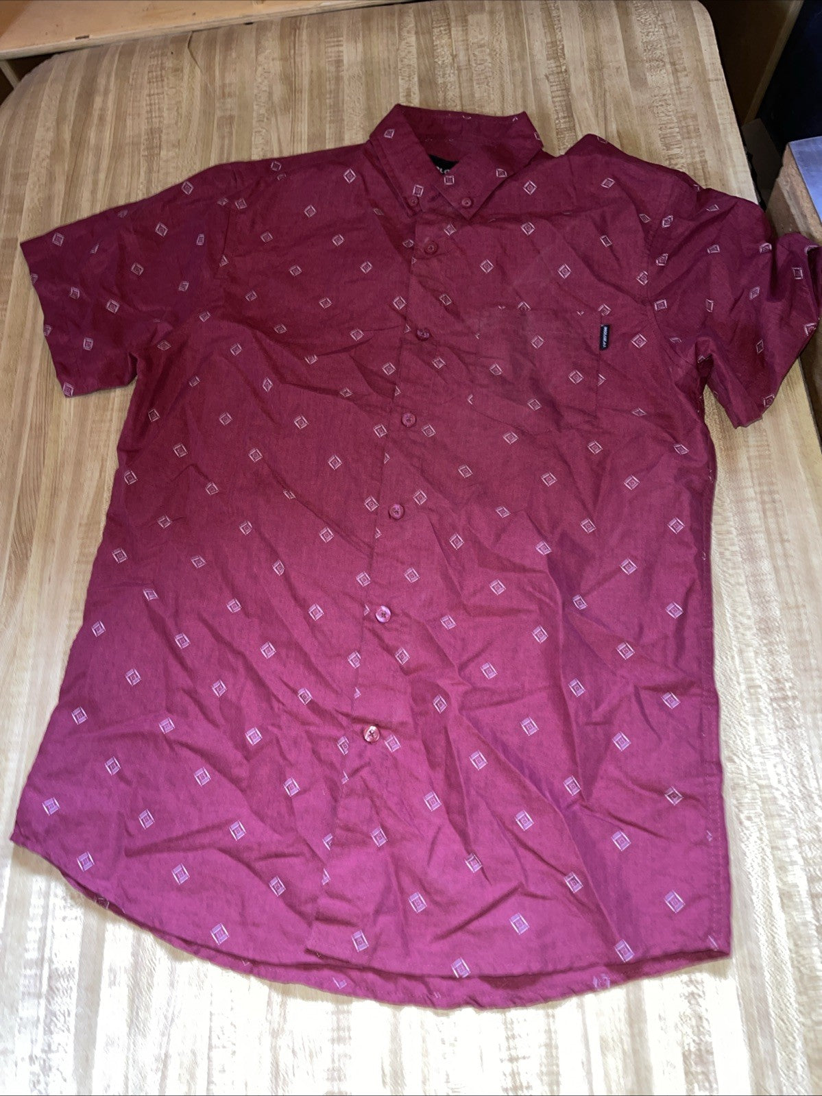 molokai surf button up shirt Medium 