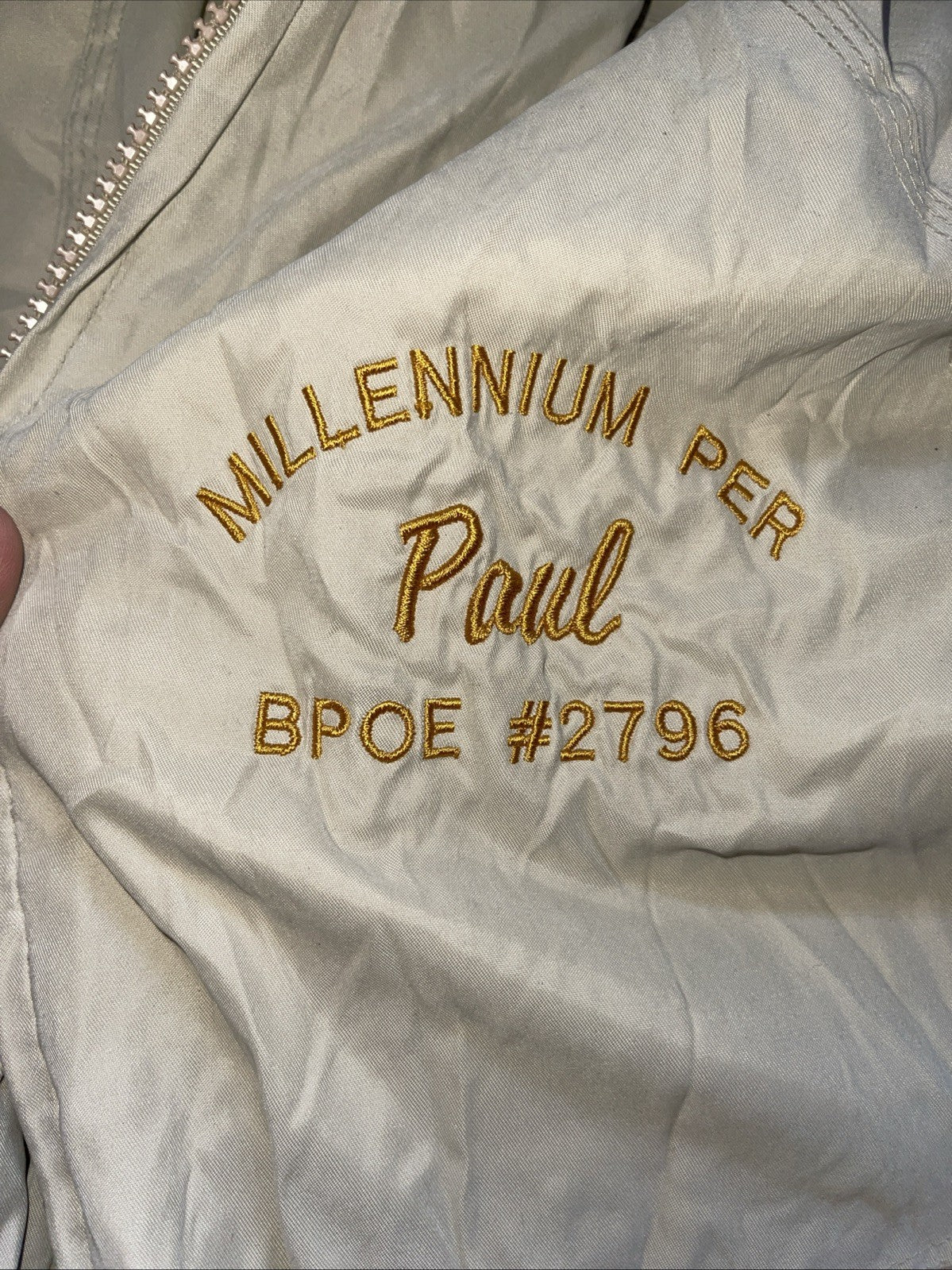 Weatherproof Windbreaker 