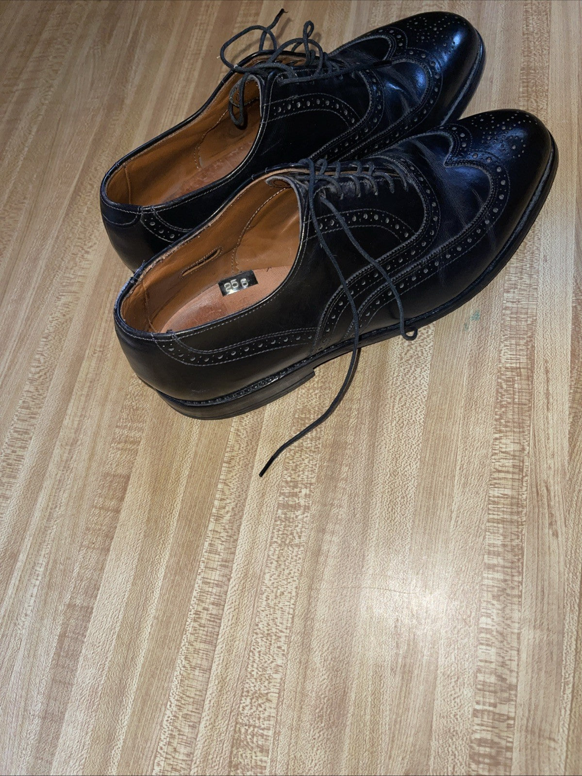 allen edmonds chester shoes 8 E