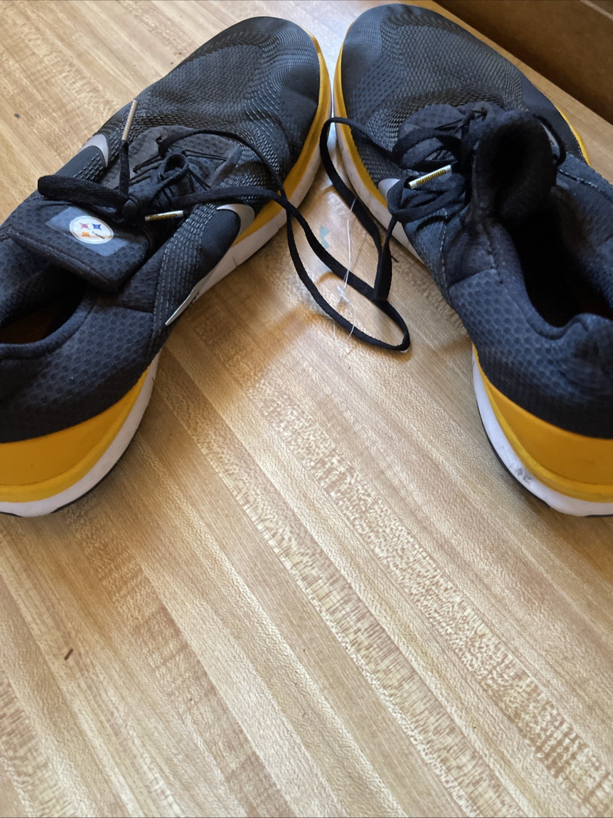 Nike Free Trainer V7 NFL Pittsburgh Steelers Size 14