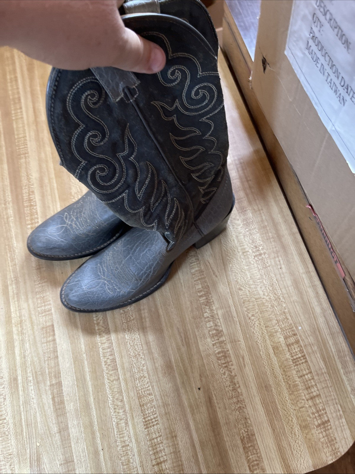 Honchos Cowboy Boots 9