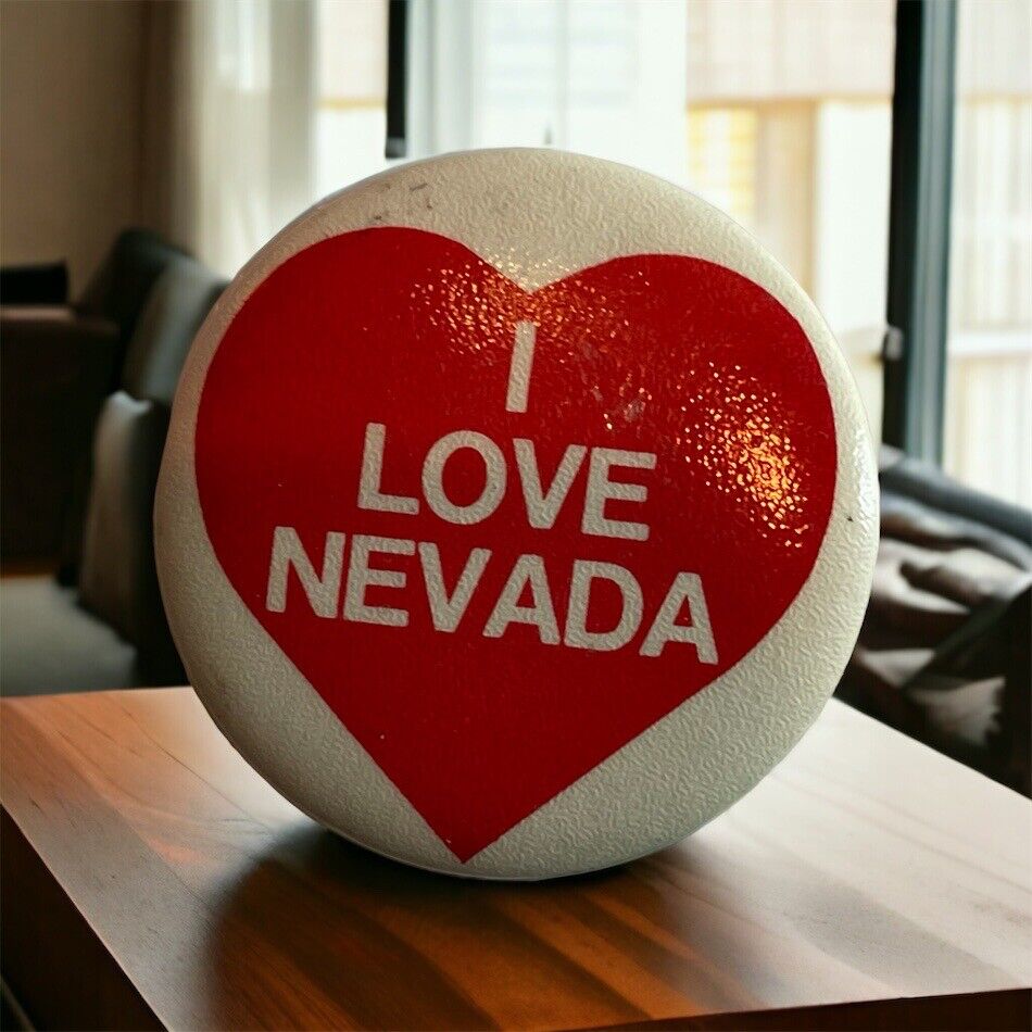 Vintage 2.5" Souvenir Button Pinback ~ "I Love Nevada"