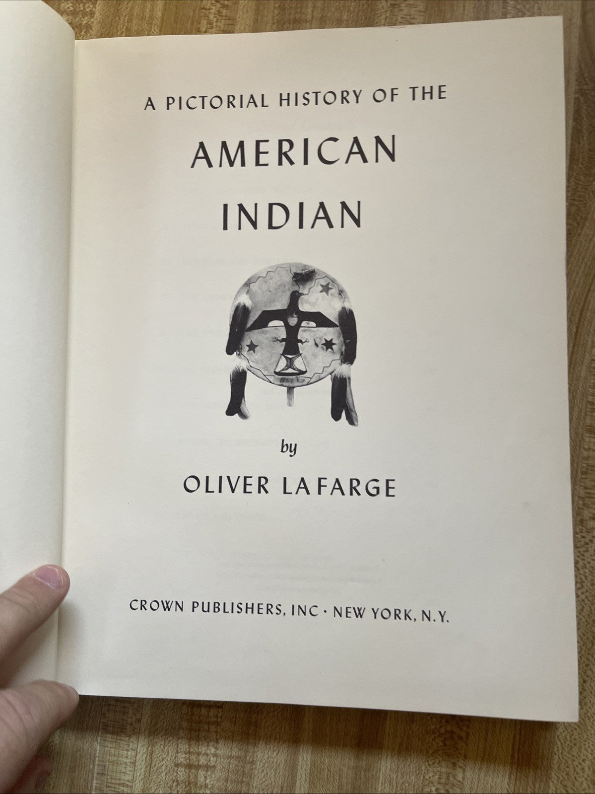 A Pictorial History Of The American Indian Hardcover 