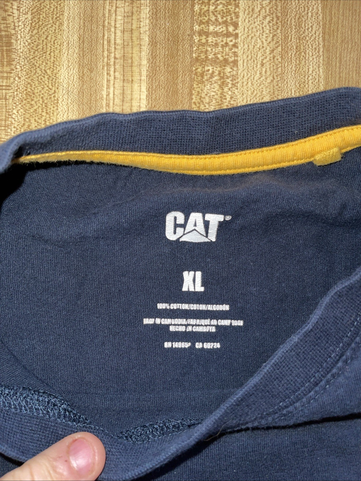 Caterpillar T Shirt XL