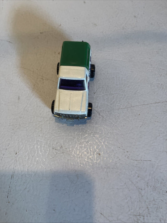 1980 HOT WHEELS FORD BRONCO SANTA FE 4X4 WHITE 1:64 DIECAST 3"