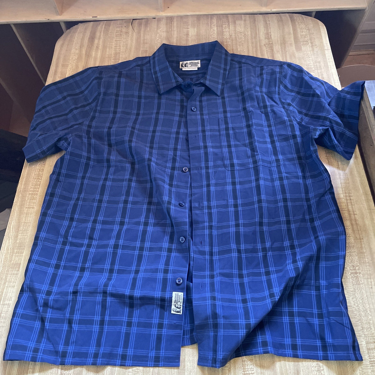 marmot mountain works shirt XL