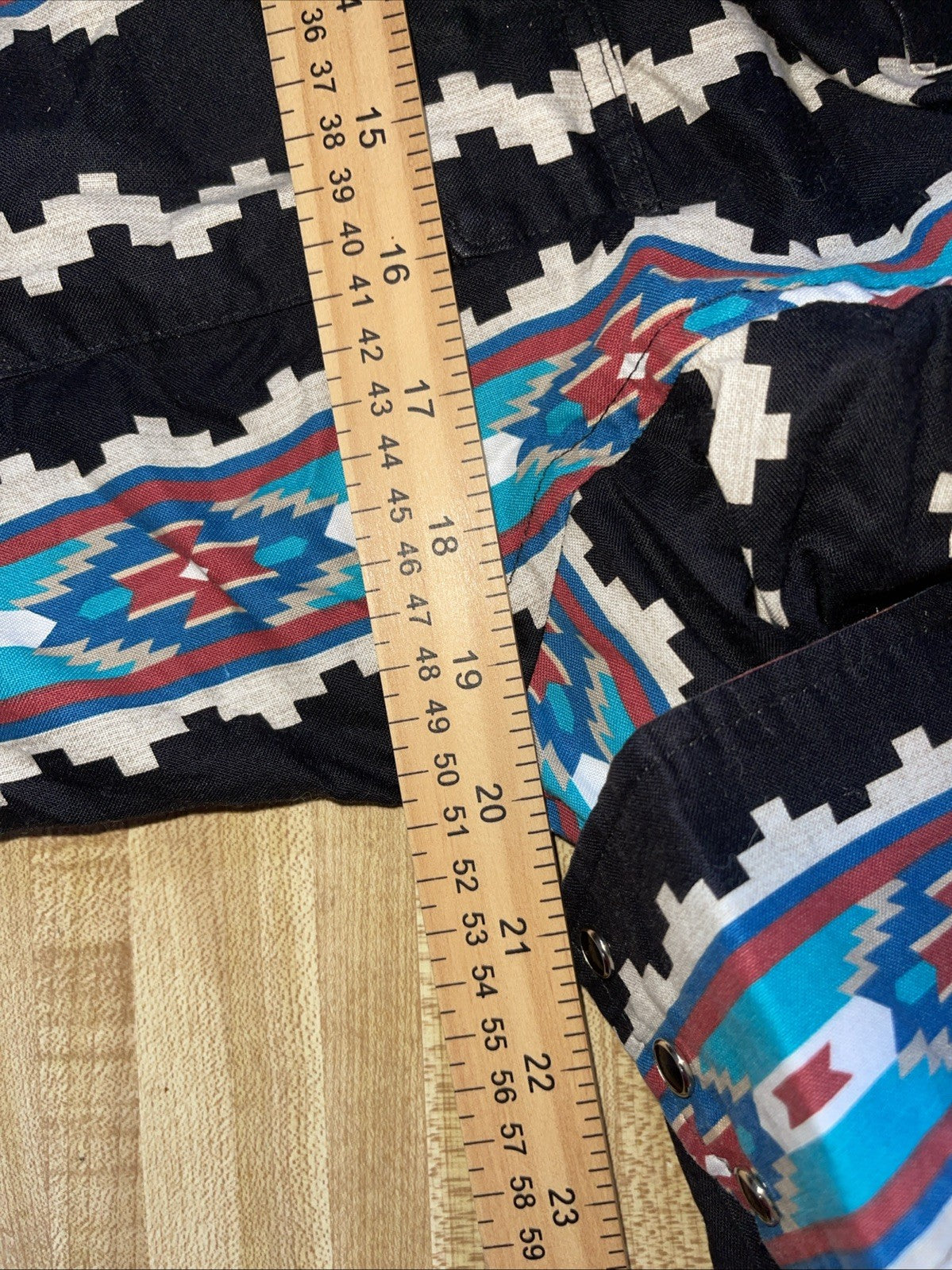 wrangler aztec pearl snap