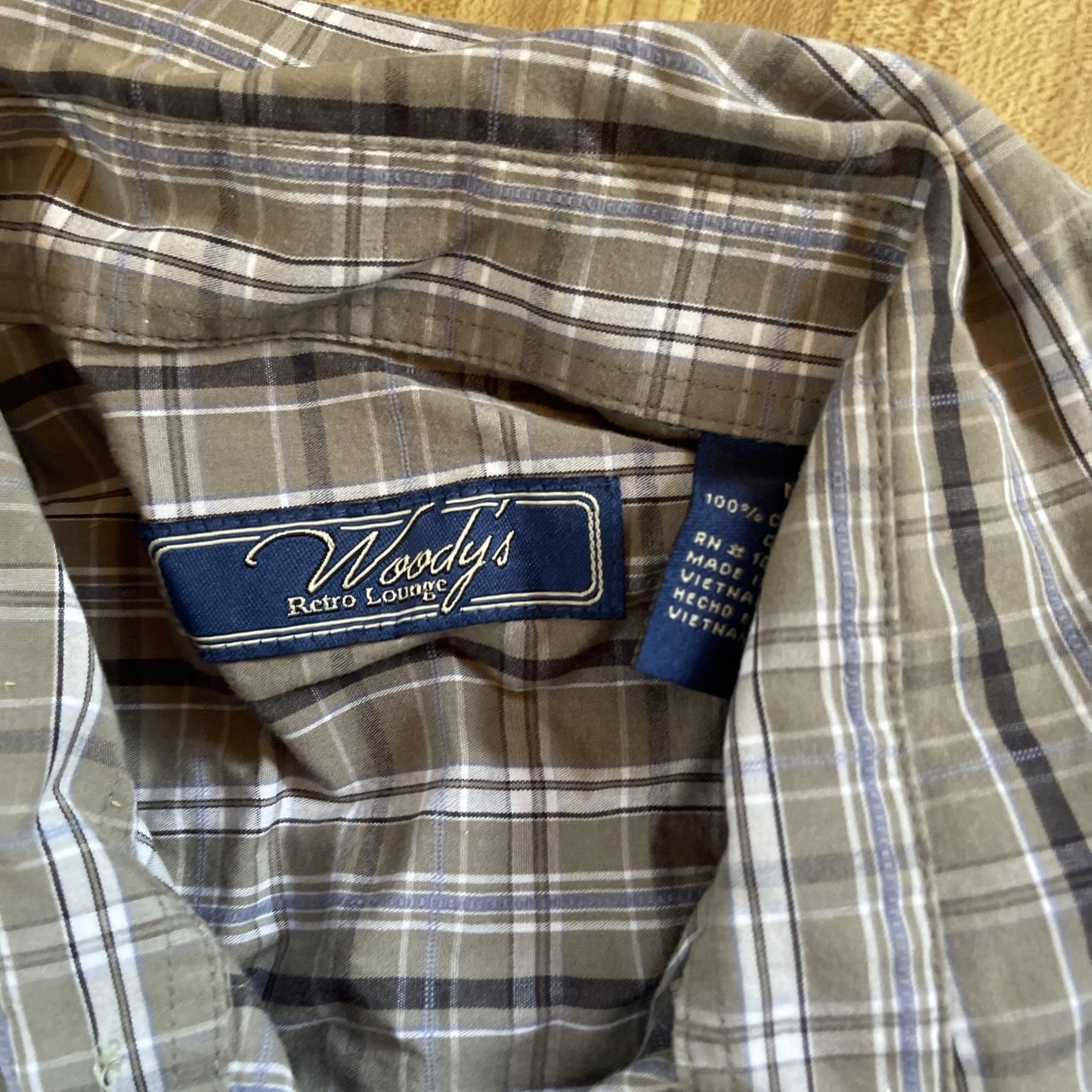 woodys retro lounge men shirt Medium 