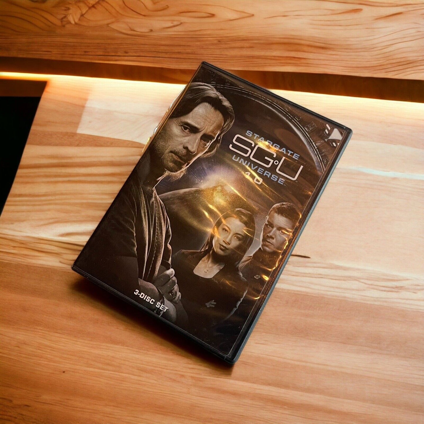 Stargate Universe: 1.0 (DVD 2010 3-Discs) Robert Carlyle - Lou Diamond Phillips