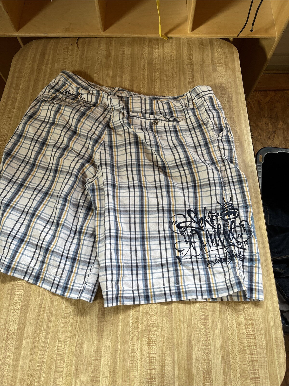 Ecko Unltd Actual Factual Shorts 42