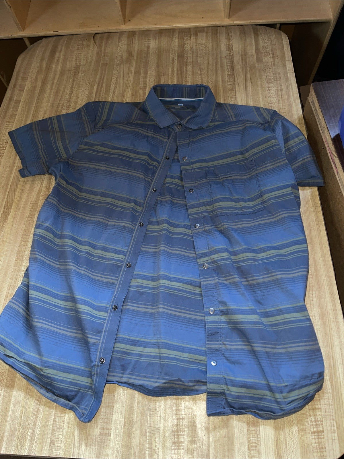 kuhl born in the mountains shirt Snap Button Medium 