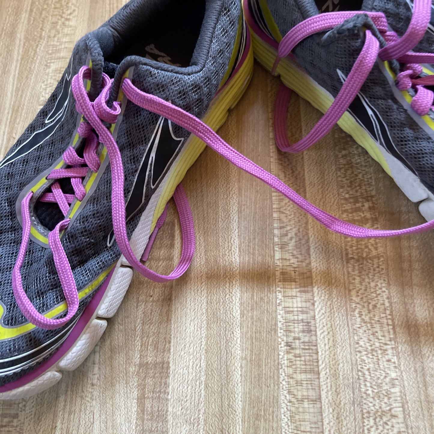 Altra Torin 2 Size 6 Wide