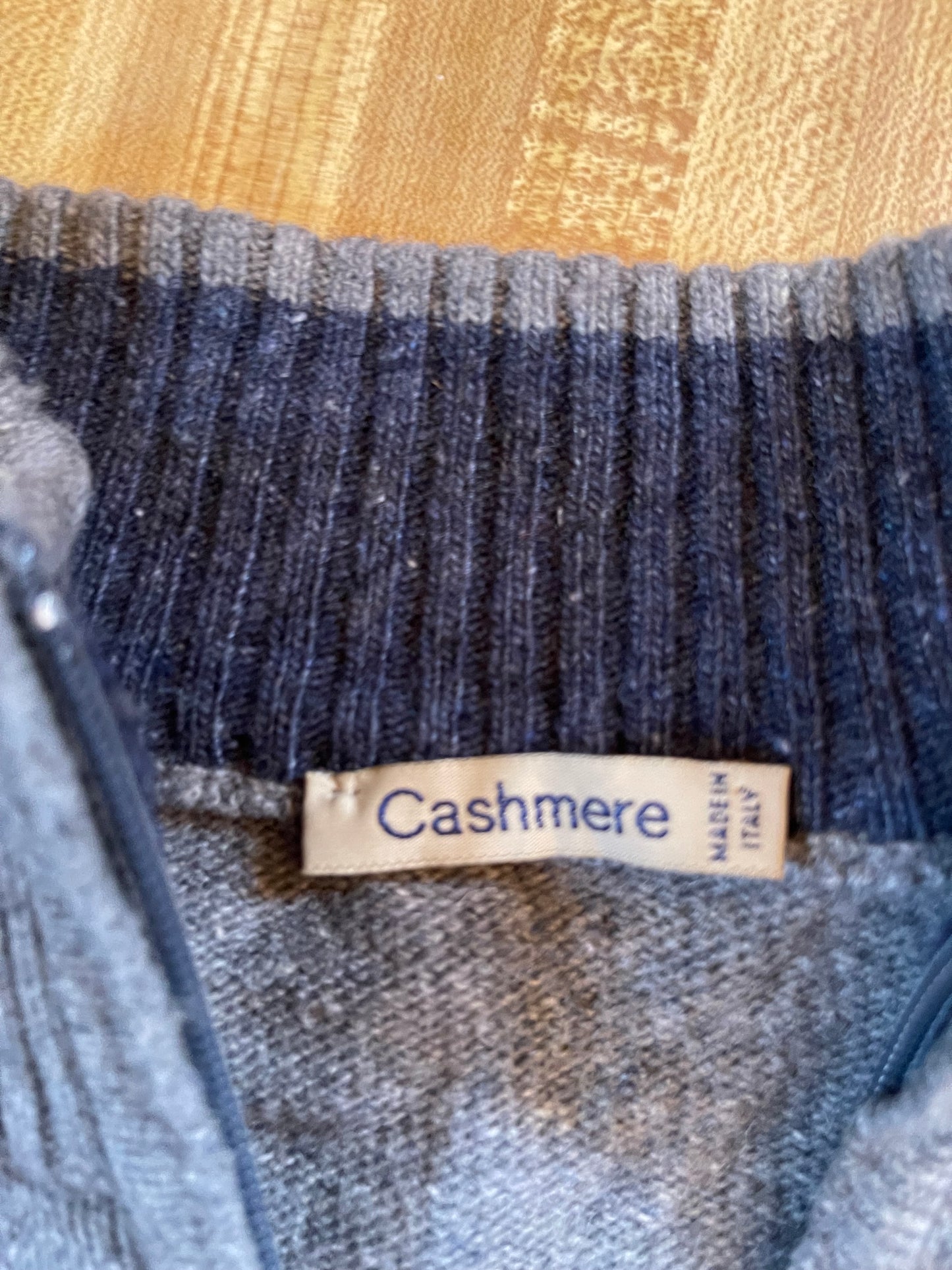 Cashmere full zip sweater medium Italian cashmere