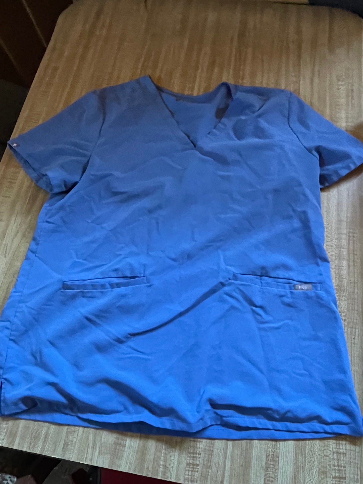 Figs scrubs top xl