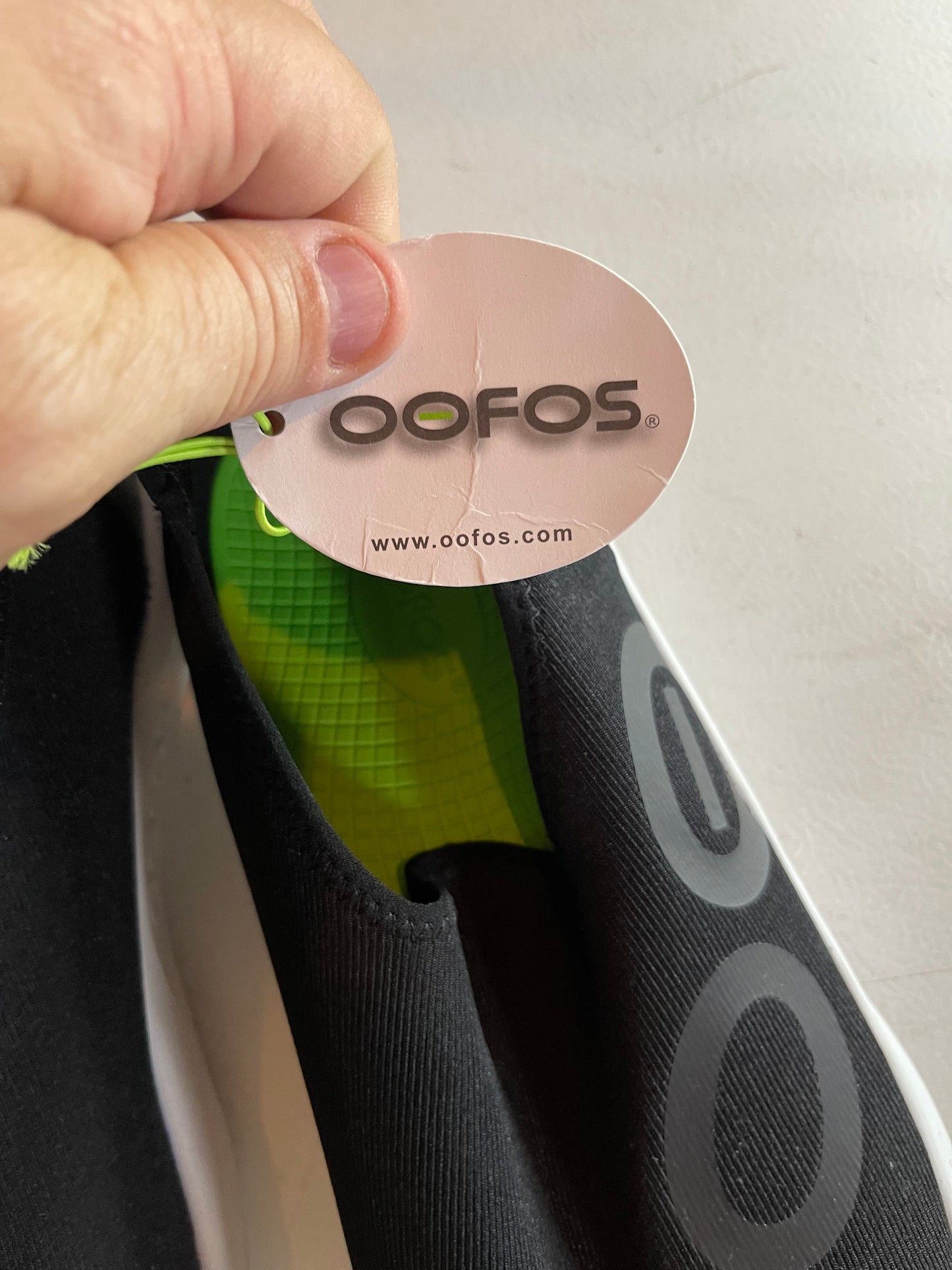 Oofos sneakers size 16 men’s