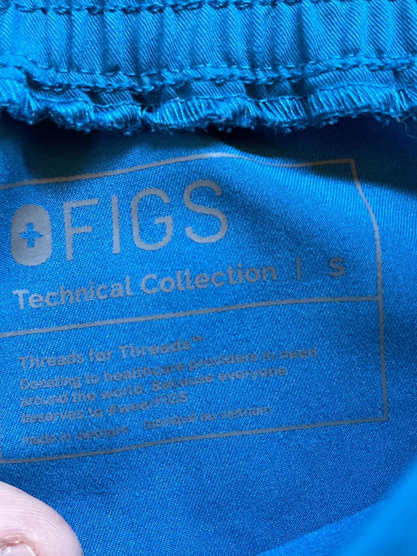 Figs scrubs set small