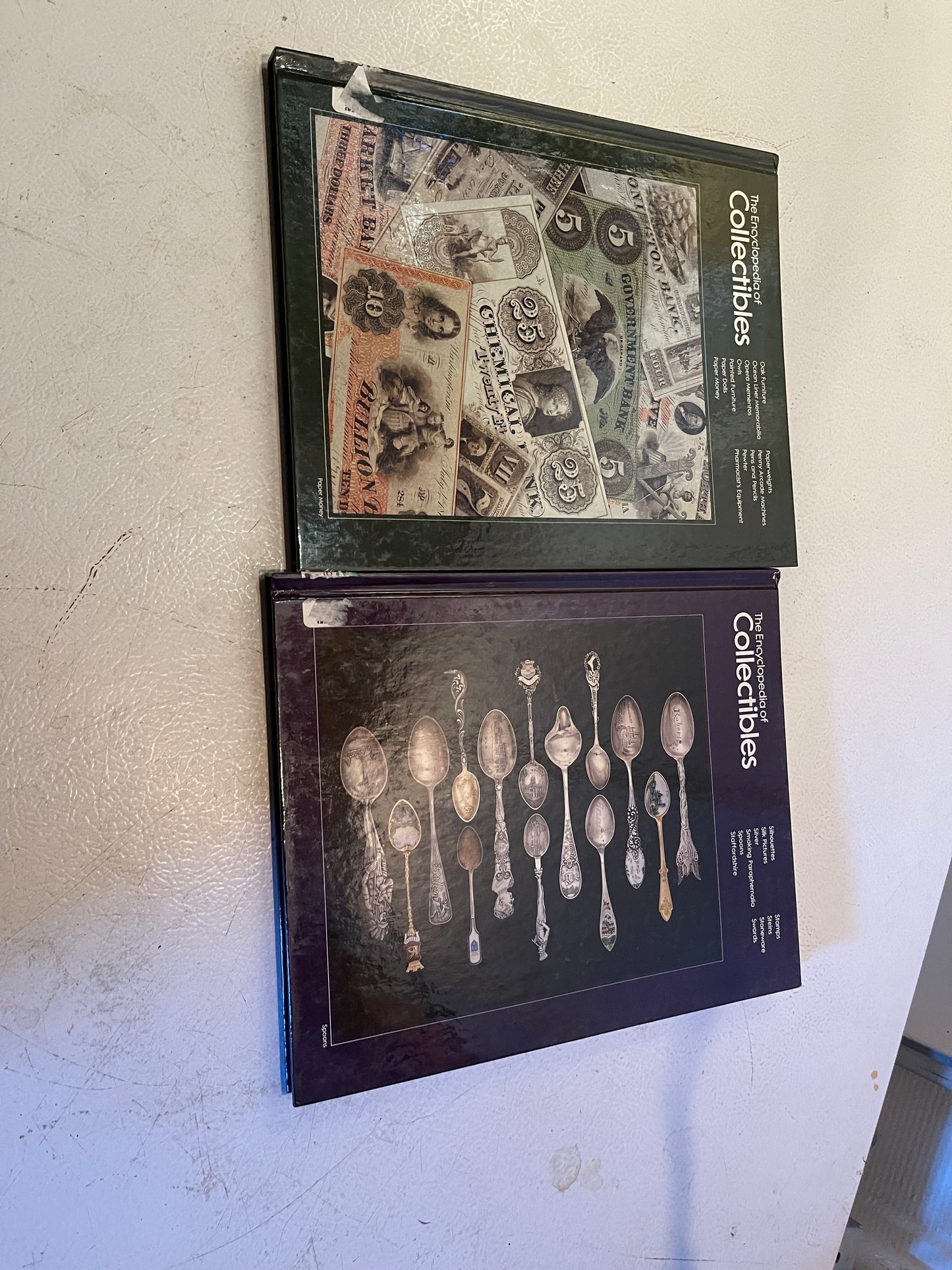 The encyclopedia of collectibles hardcover book lot