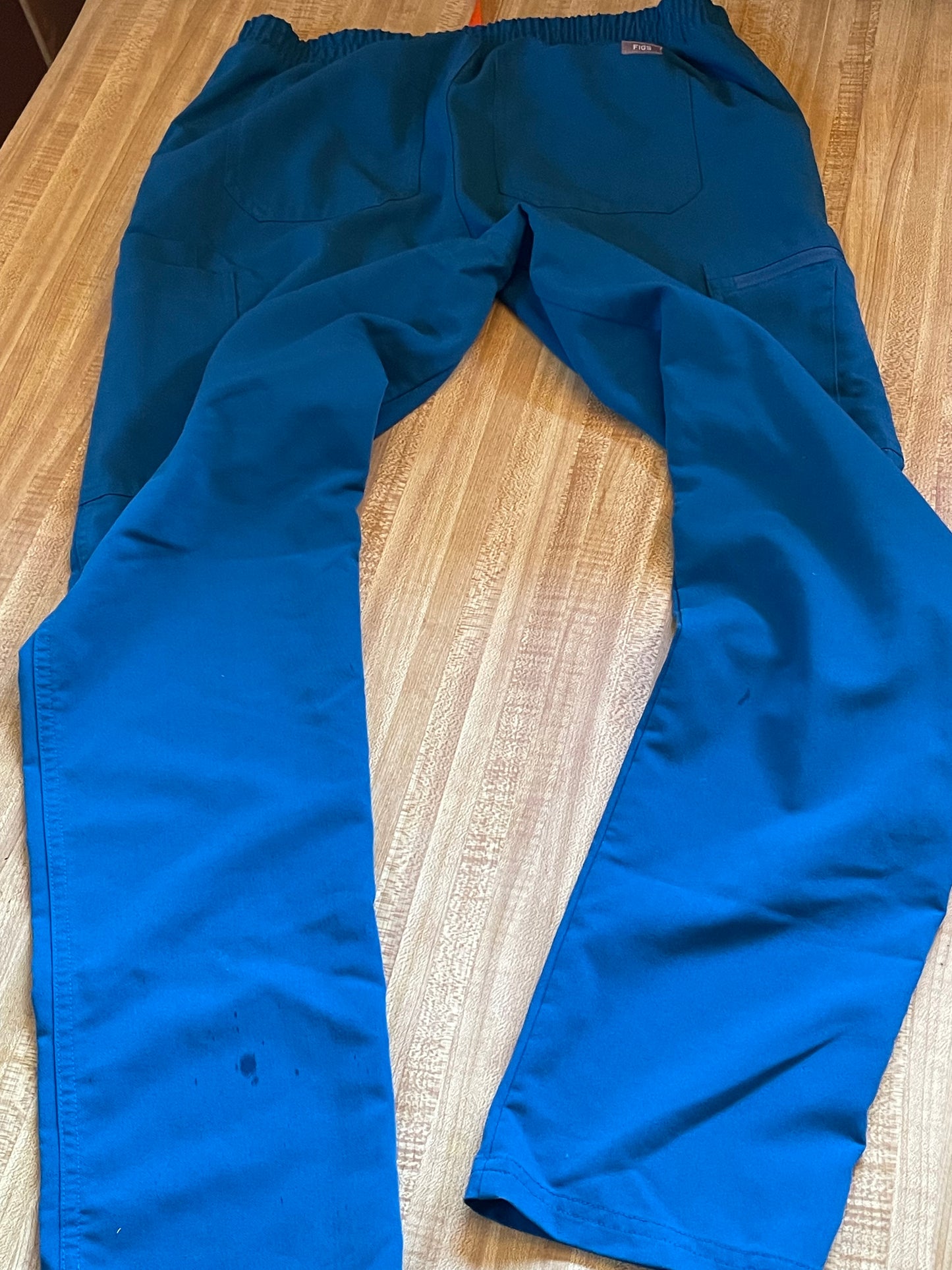 Figs scrubs set small