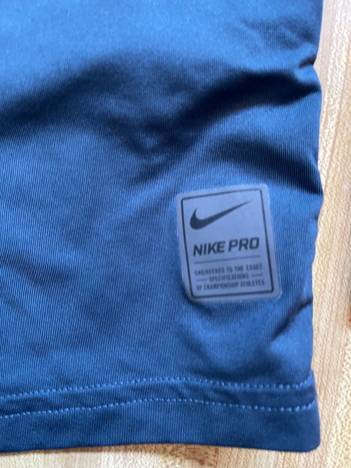 Nike pro rash guard