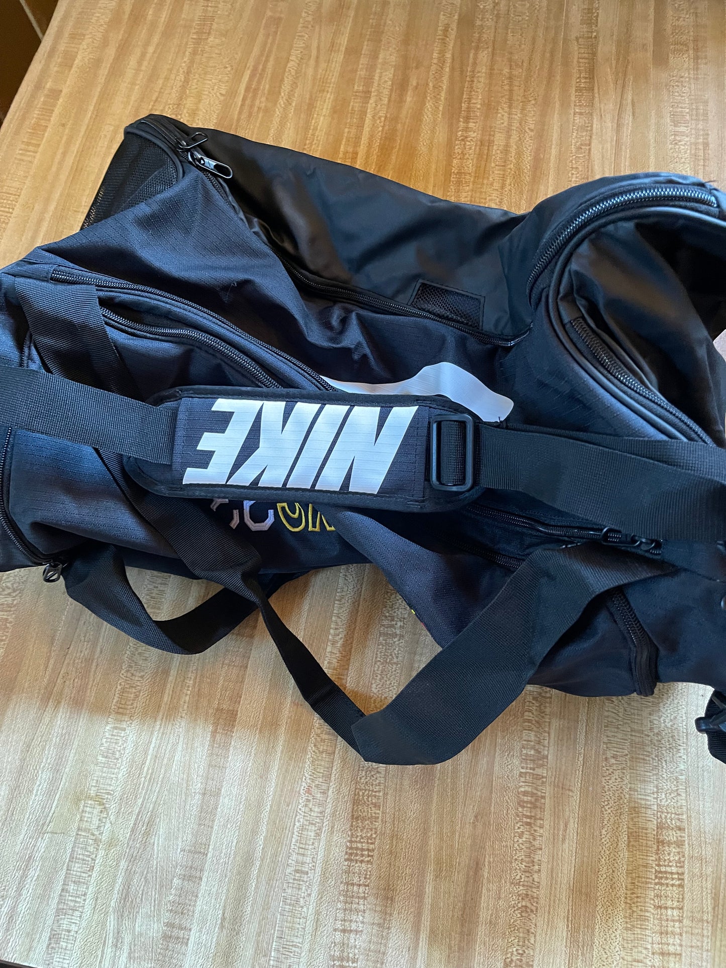Nike Vegas elite kc23 duffle bag