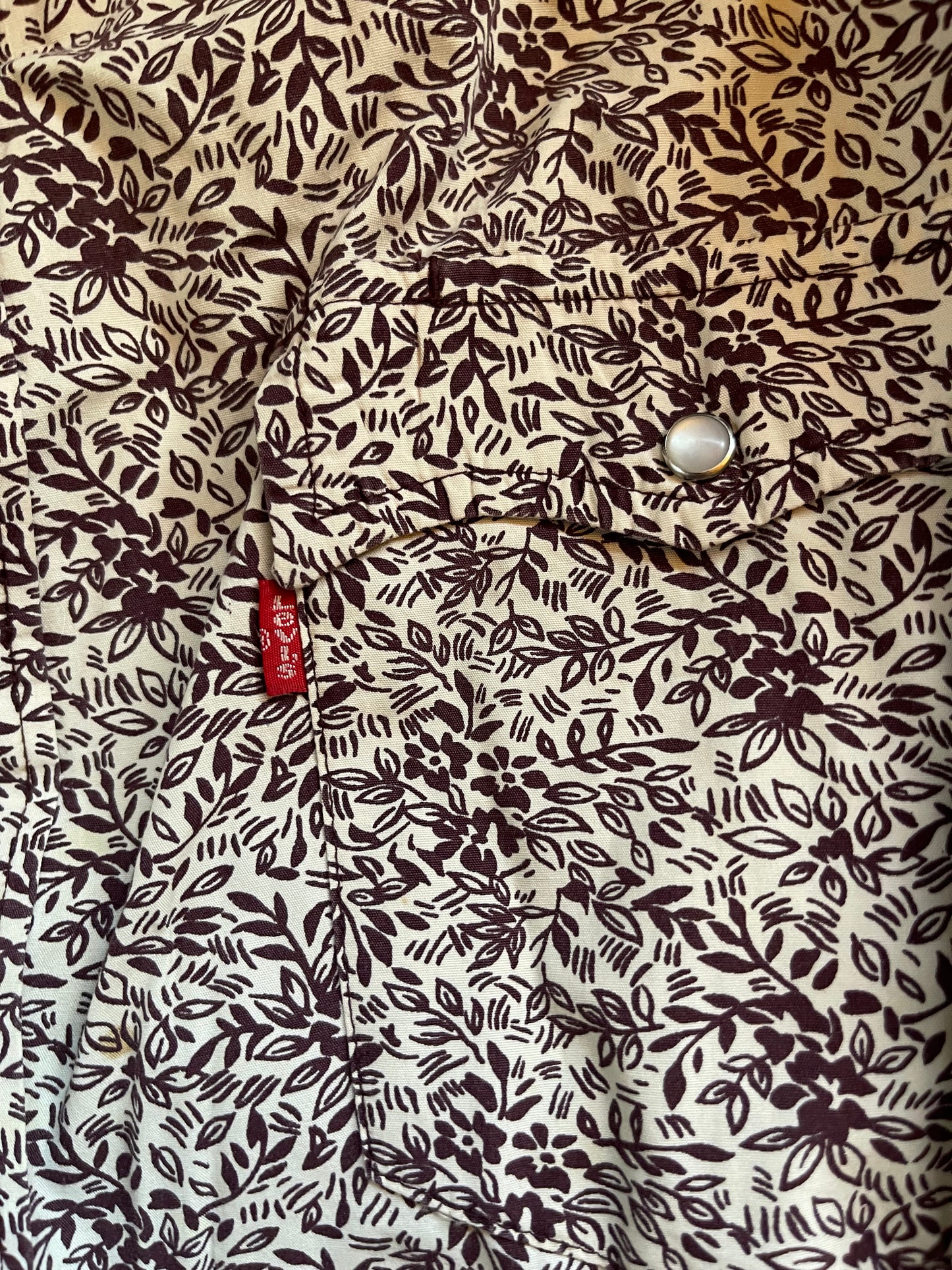 Vintage Levi’s Pearl snap xl