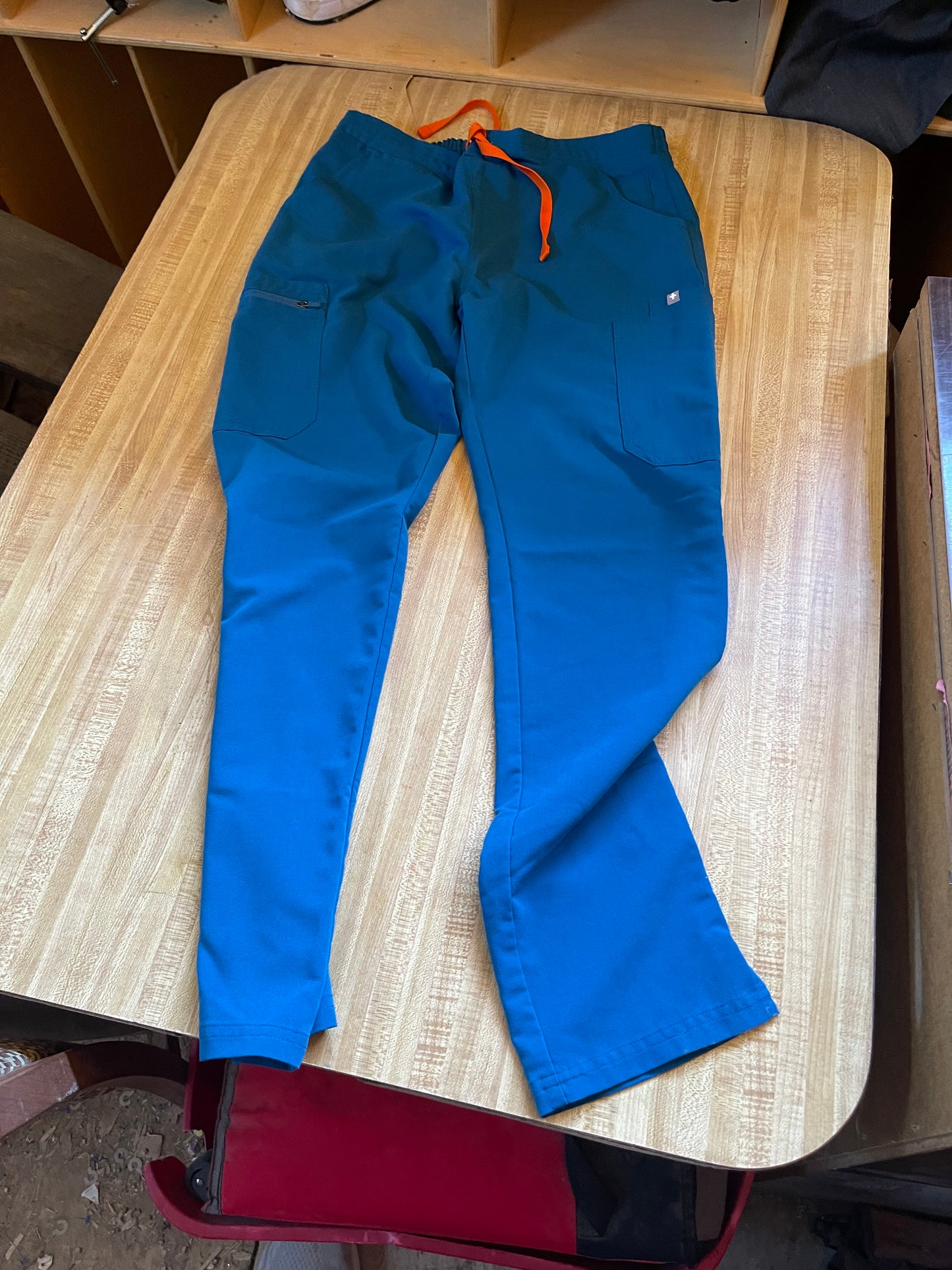Figs scrubs set small