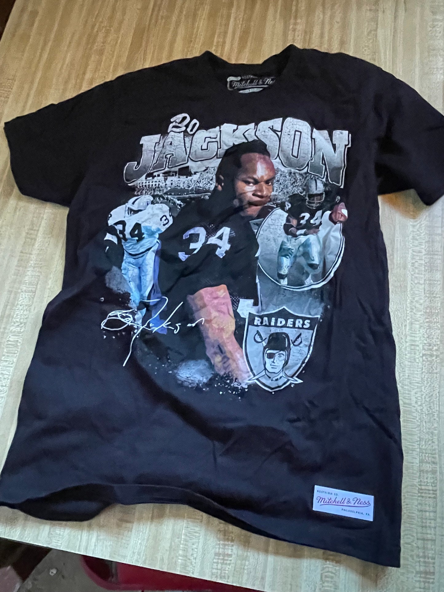 Mitchell & ness Bo Jackson t shirt