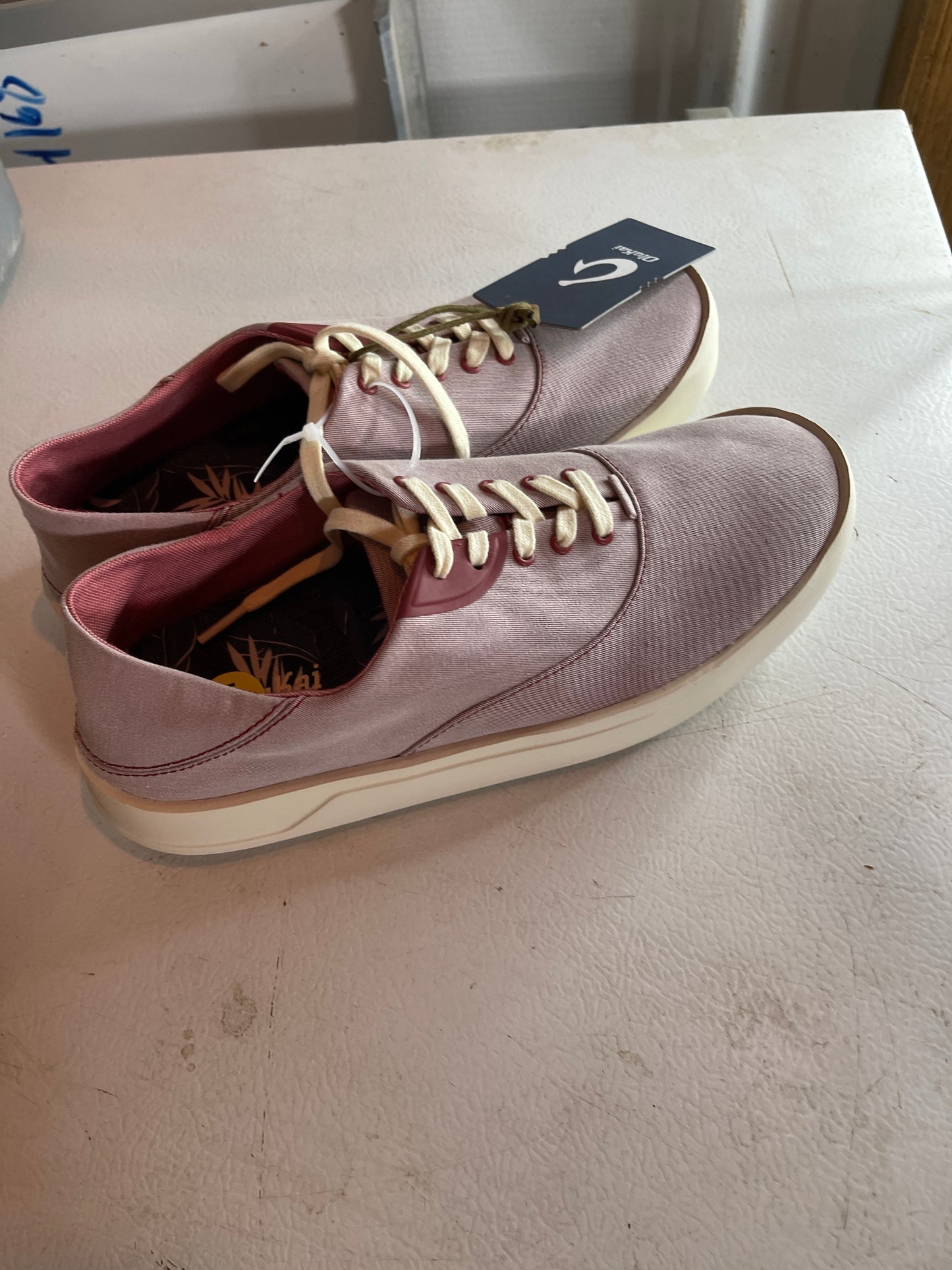 Olukai sneakers size 9 new without box