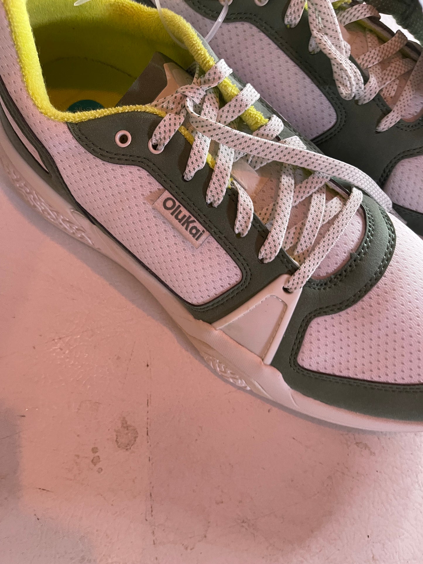 Olukai sneakers size 10