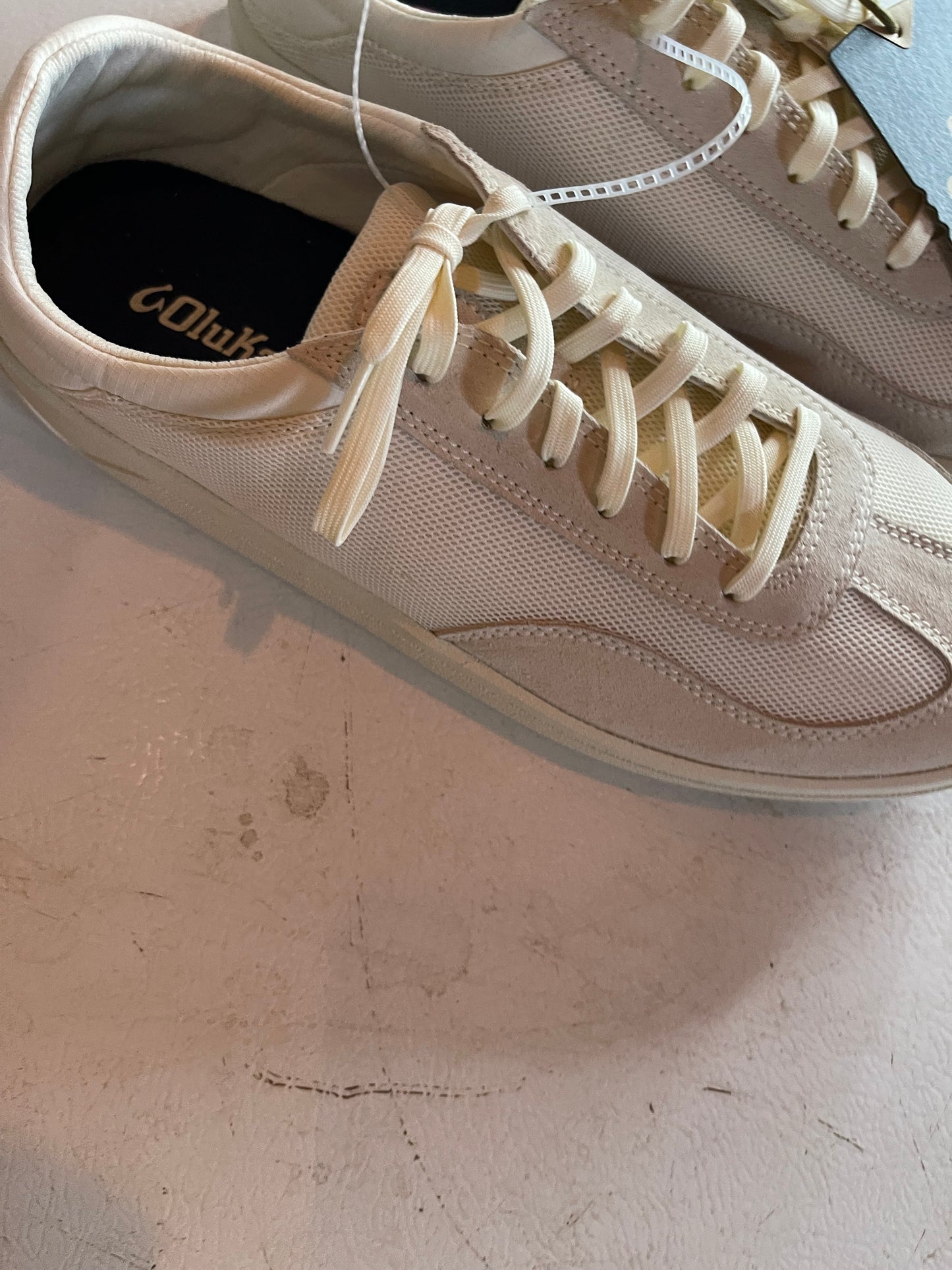 Olukai sneakers size 10.5