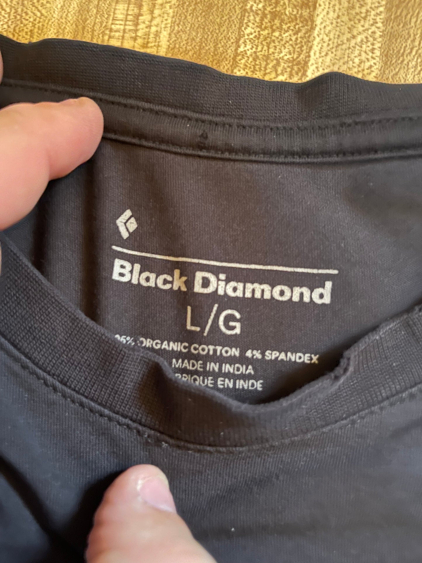 Black diamond t shirt Large