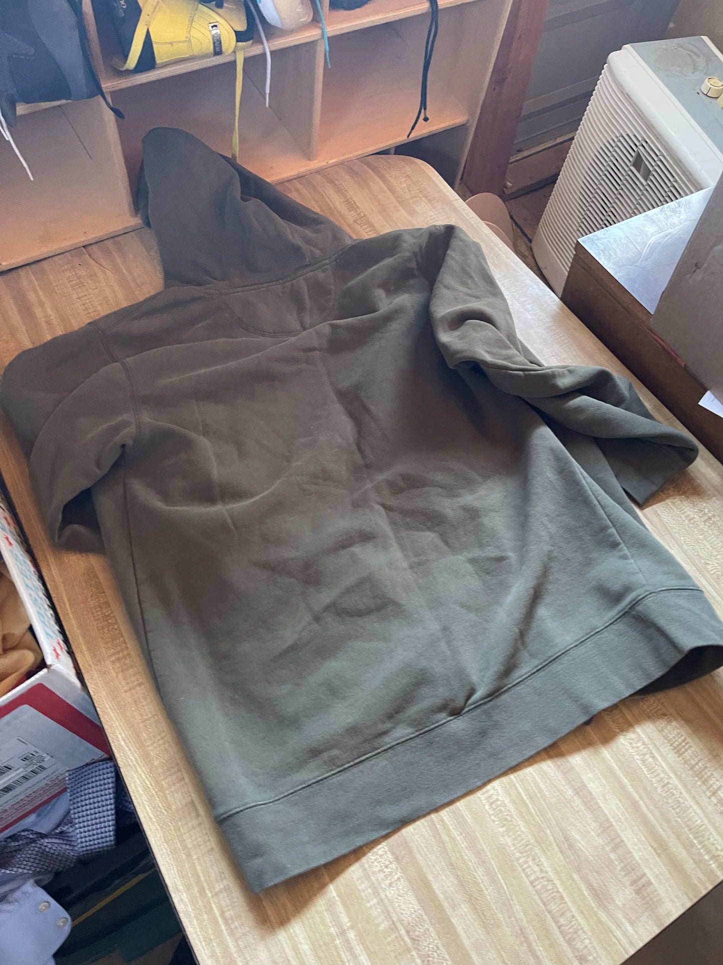 Burton hoodie medium