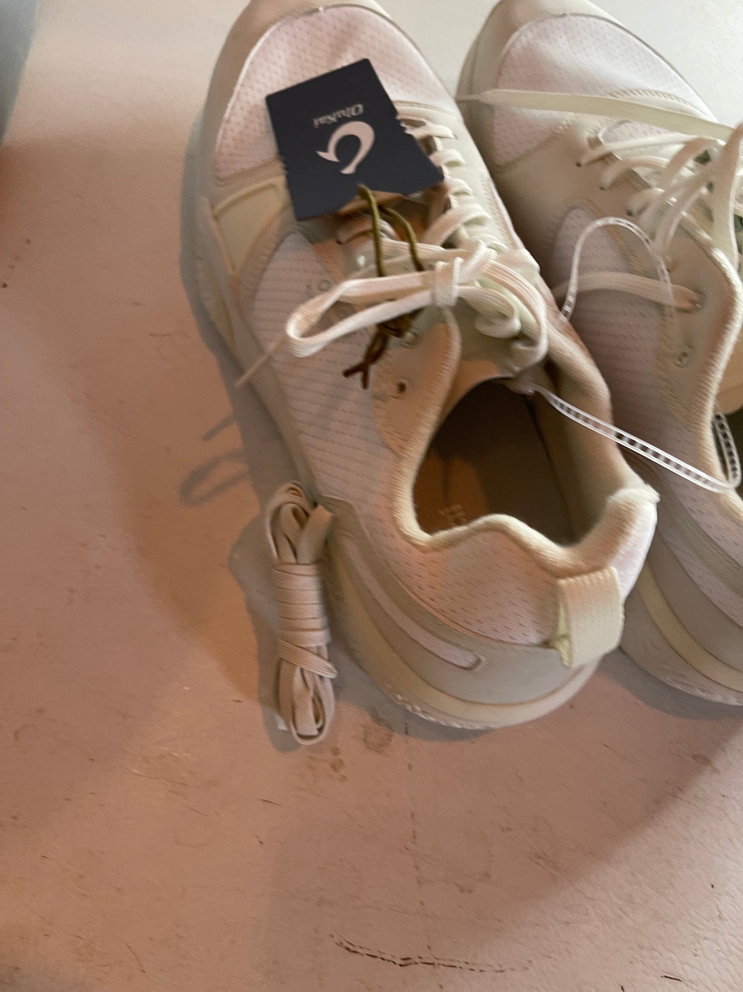 Olukai sneakers size 14