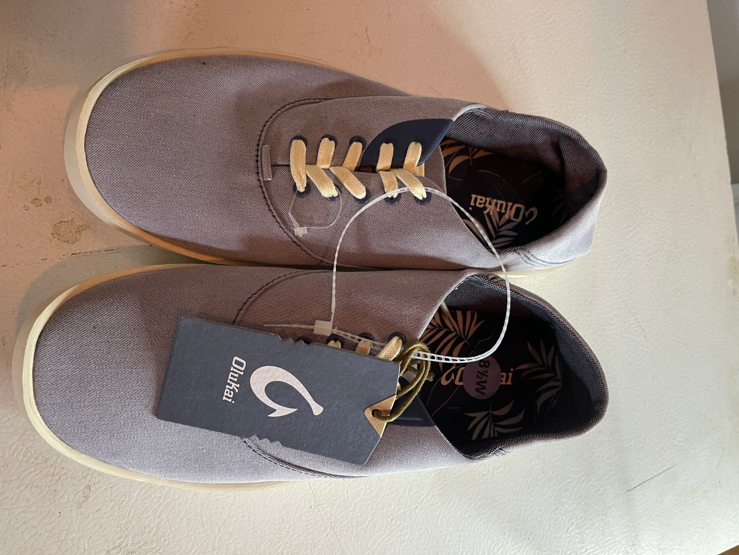 Olukai sneakers size 8.5 wide