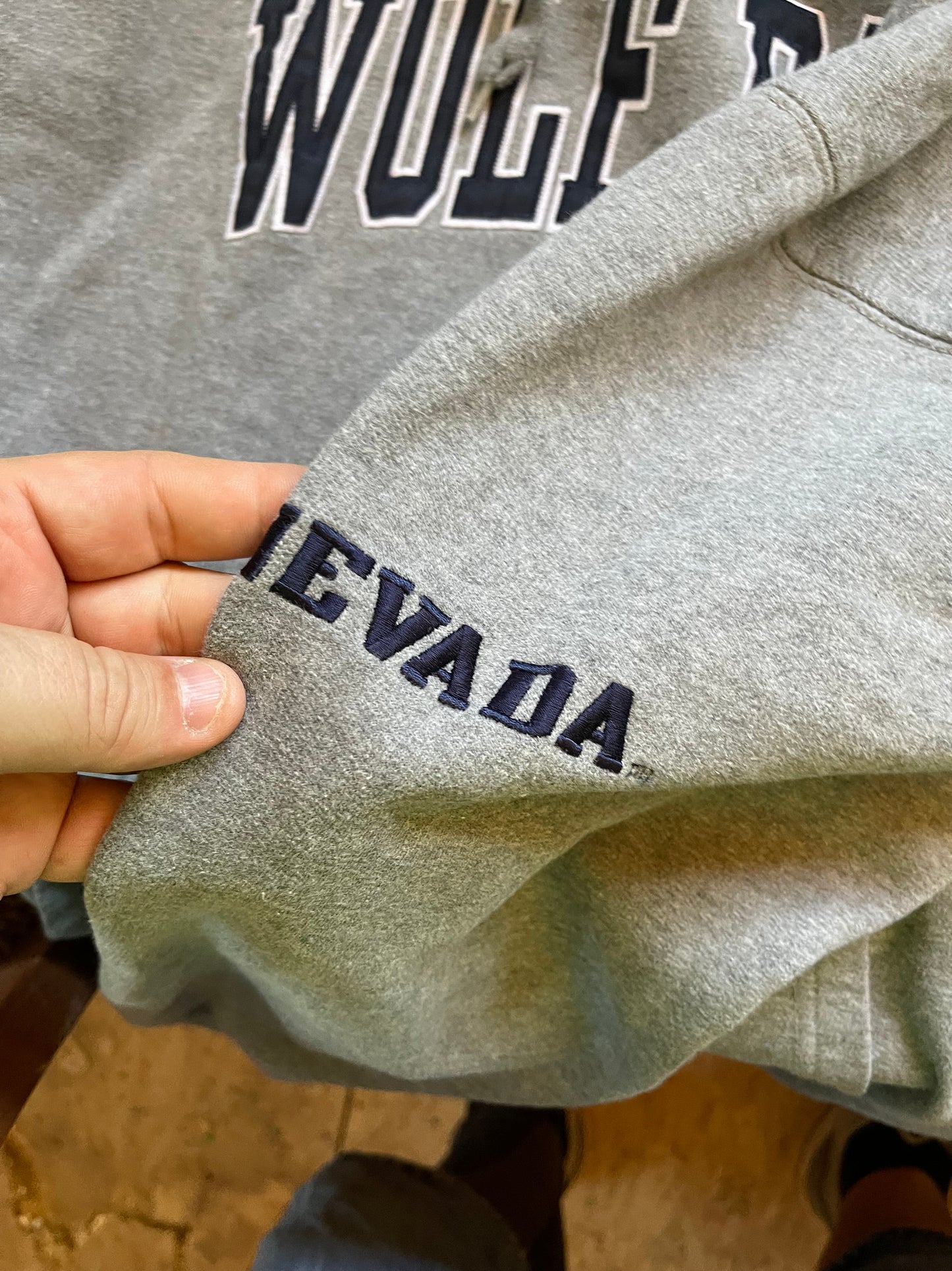 Nevada Wolfpack hoodie xl