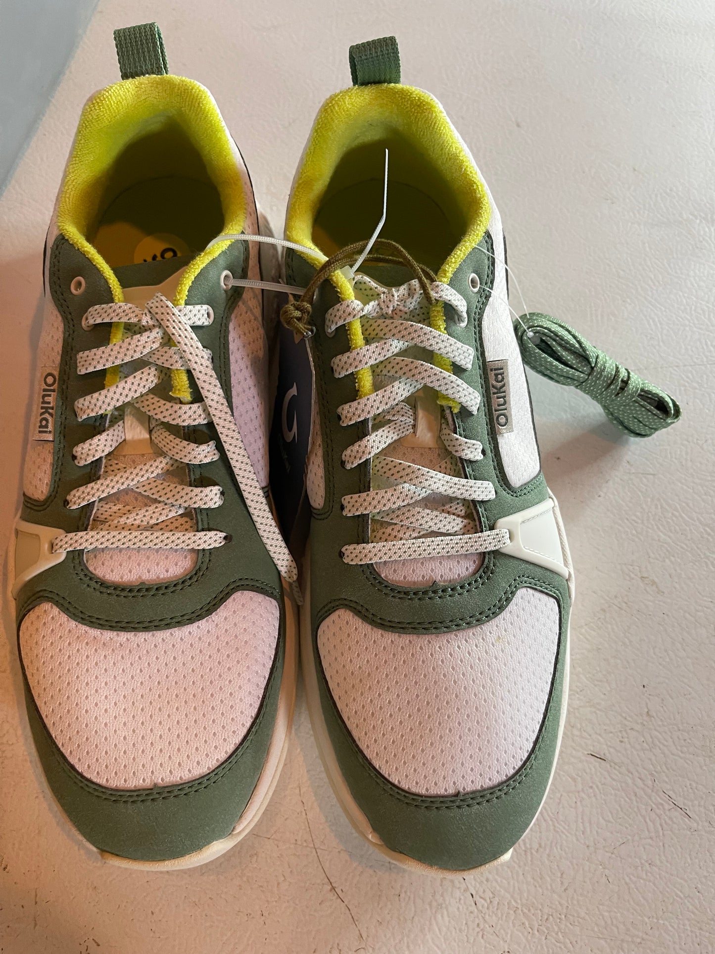 Olukai sneakers size 9