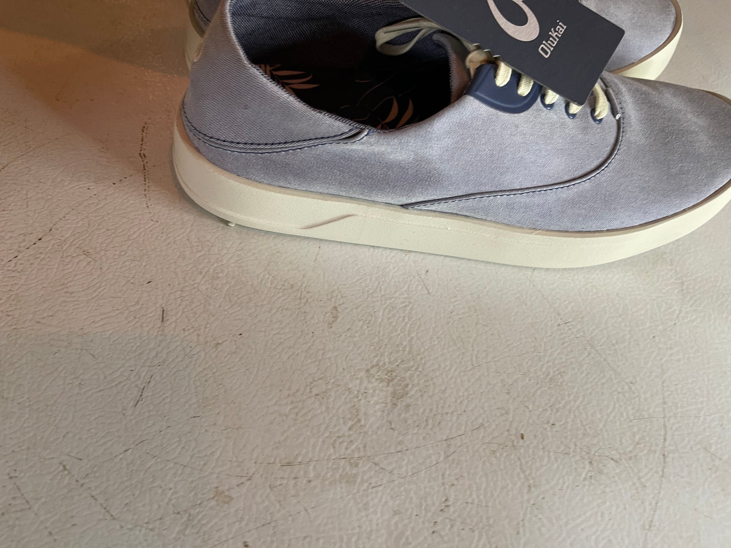Olukai sneakers size 11