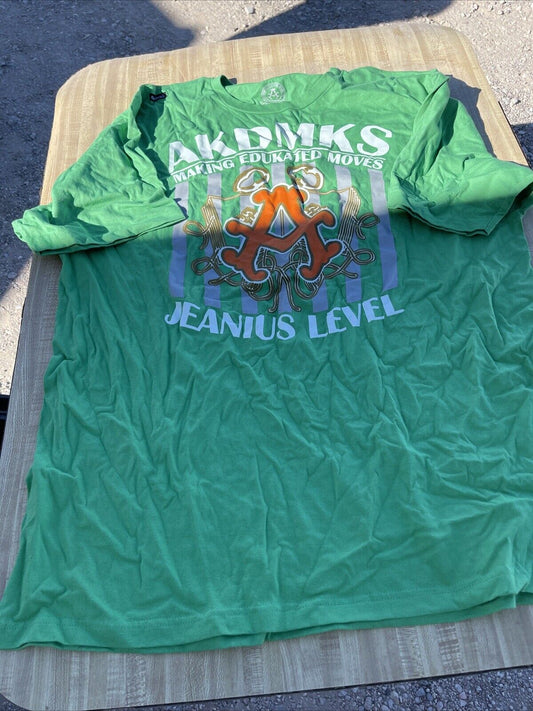 Green Akademiks 6XL t shirt with bold graphic logo and text reading Making Educated Moves and Geanius Level