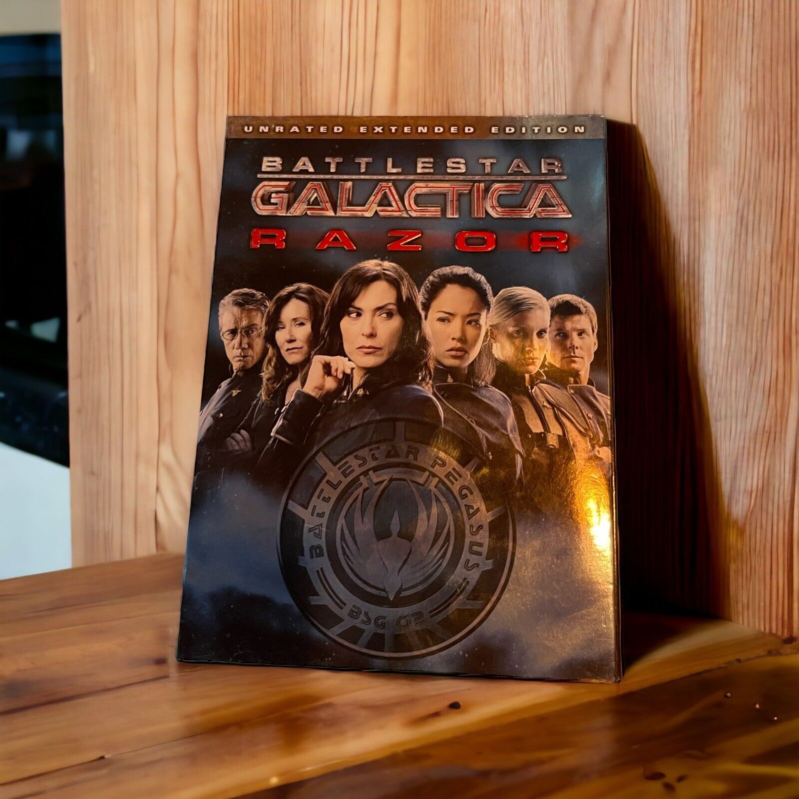Battlestar Galactica Razor DVD unrated extended edition with main characters on the cover