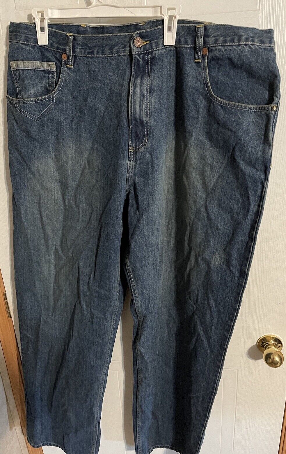 1118 Emporium hiphop streetwear denim pants in dark blue with classic five-pocket design